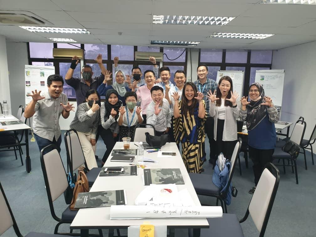YTL leadership programme participants together in a classroom